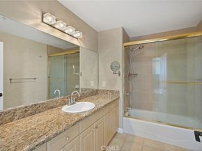 555 E Santa Anita 301, Burbank CA 91501