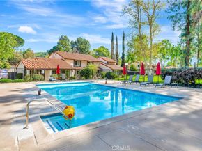 27416 Rondell Street, Agoura Hills CA 91301