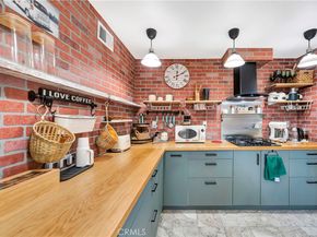 27416 Rondell Street, Agoura Hills CA 91301