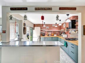 27416 Rondell Street, Agoura Hills CA 91301