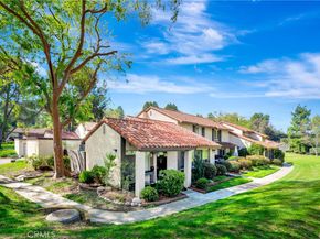 27416 Rondell Street, Agoura Hills CA 91301