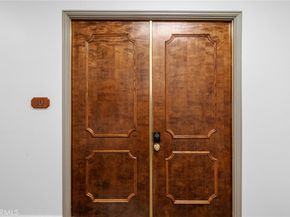 17711 Margate 313, Encino CA 91316