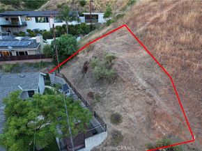 924 Irving Drive, Burbank CA 91504