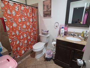 14265 TERRABELLA ST UNIT 48 Terrace, Panorama City CA 91402
