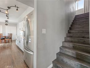 9946 Owensmouth 9, Chatsworth CA 91311