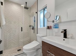 1911 W Kenneth, Glendale CA 91201