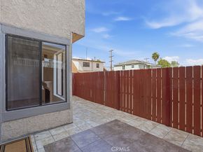 1000 E Windsor Road 9, Glendale CA 91205