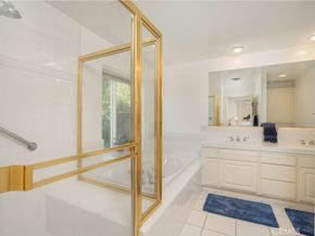 5942 Salamea Avenue, Woodland Hills CA 91367