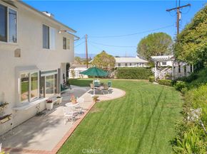 5942 Salamea Avenue, Woodland Hills CA 91367