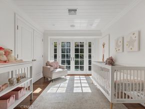 21438 Mulholland, Woodland Hills CA 91364