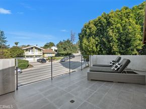 4032 Towhee Drive, Calabasas CA 91302