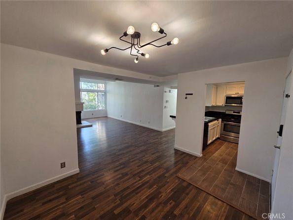 7800 Topanga Canyon Blvd 303, Canoga Park CA 91304