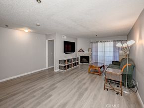 6545 Reseda Boulevard 3, Reseda CA 91335