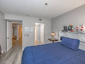 6545 Reseda Boulevard 3, Reseda CA 91335