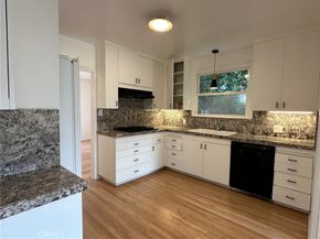 15440 Dickens Street, Sherman Oaks CA 91403