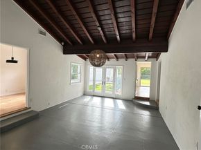 15440 Dickens Street, Sherman Oaks CA 91403