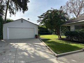 15440 Dickens Street, Sherman Oaks CA 91403