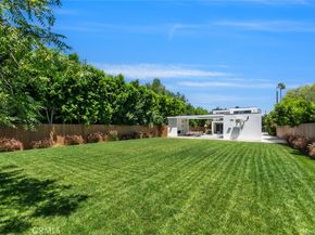 22930 Dolorosa Street, Woodland Hills CA 91367