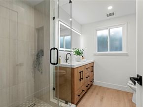 16951 Knapp Street, Northridge CA 91343