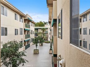 4501 Cedros 239, Sherman Oaks CA 91403