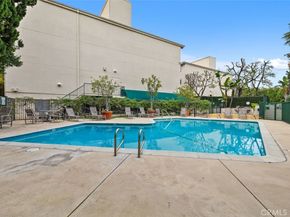 4501 Cedros 239, Sherman Oaks CA 91403