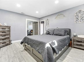 11068 Penrose Street, Sun Valley CA 91352