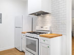 211 S Berendo Street 3, Los Angeles CA 90004