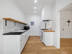 211 S Berendo Street 3, Los Angeles CA 90004