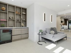 2638 Zorada Drive, Los Angeles CA 90046