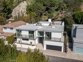 2638 Zorada Drive, Los Angeles CA 90046