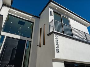 2638 Zorada Drive, Los Angeles CA 90046