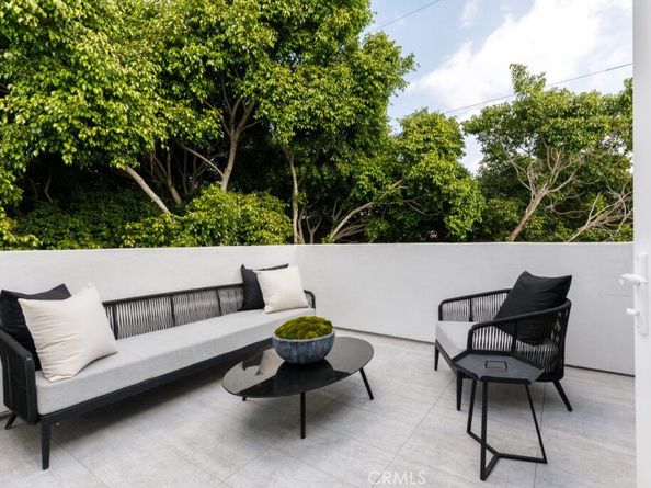846 N Alta Vista Boulevard, Los Angeles CA 90046