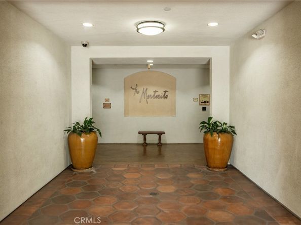 2001 Artesia Boulevard 404, Redondo Beach CA 90278