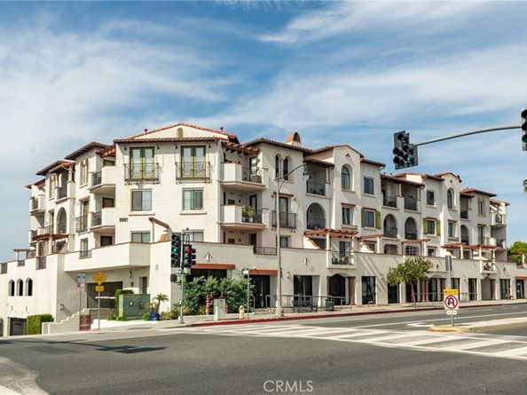 2001 Artesia Boulevard 404, Redondo Beach CA 90278