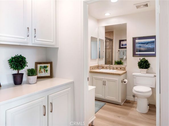 2001 Artesia Boulevard 404, Redondo Beach CA 90278