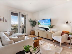 2001 Artesia Boulevard 404, Redondo Beach CA 90278