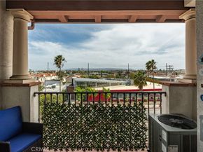 2001 Artesia Boulevard 404, Redondo Beach CA 90278