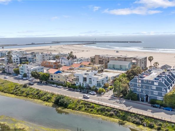 30 Reef Street 3, Marina Del Rey CA 90292
