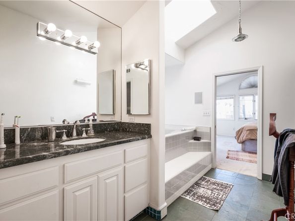 304 Avenue E, Redondo Beach CA 90277