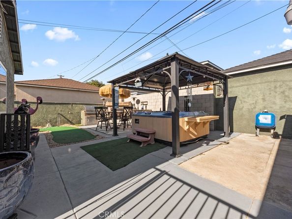 5006 Woodruff Avenue, Lakewood CA 90713
