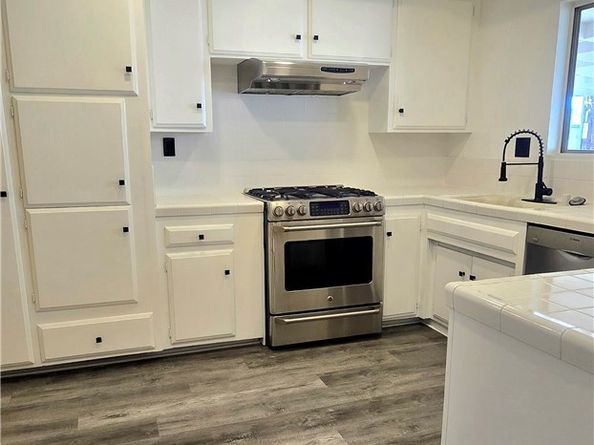 2618 S Pacific Avenue, Santa Ana CA 92704