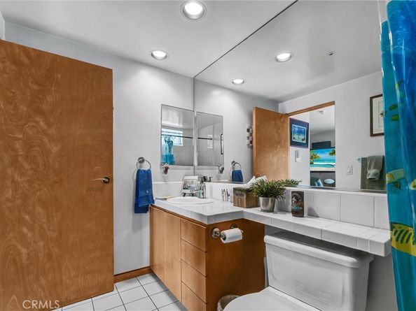 16745 Bayview Drive B, Sunset Beach CA 90742
