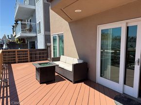16745 Bayview Drive B, Sunset Beach CA 90742