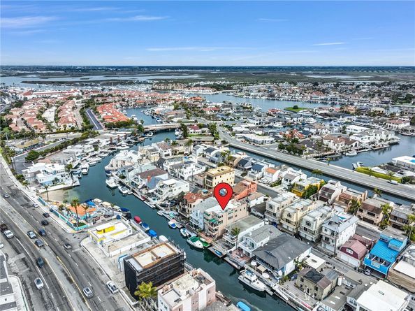 16745 Bayview Drive B, Sunset Beach CA 90742