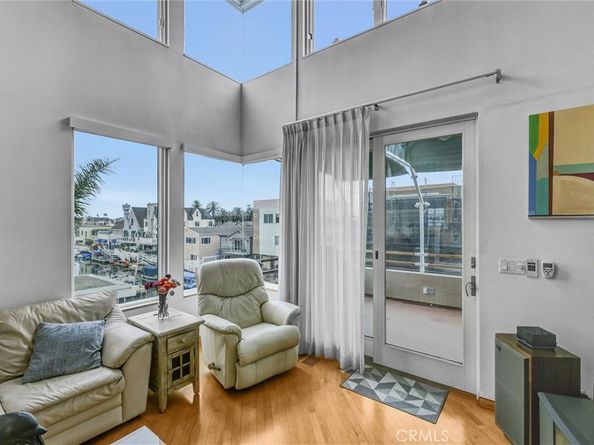16745 Bayview Drive B, Sunset Beach CA 90742