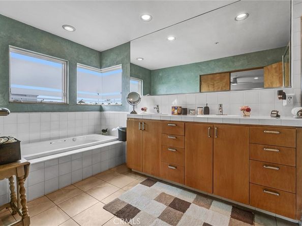 16745 Bayview Drive B, Sunset Beach CA 90742
