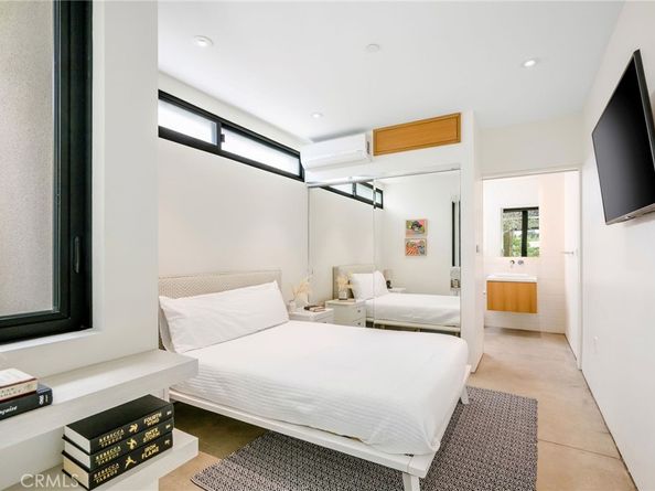 2821 Alma Avenue, Manhattan Beach CA 90266