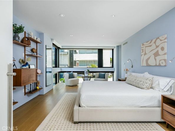 2821 Alma Avenue, Manhattan Beach CA 90266