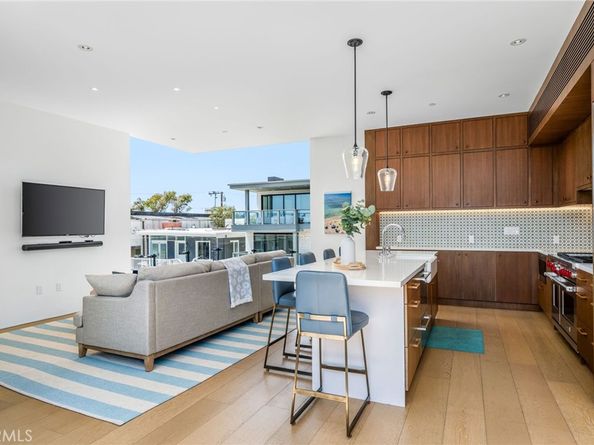 2821 Alma Avenue, Manhattan Beach CA 90266