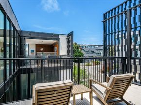 2821 Alma Avenue, Manhattan Beach CA 90266